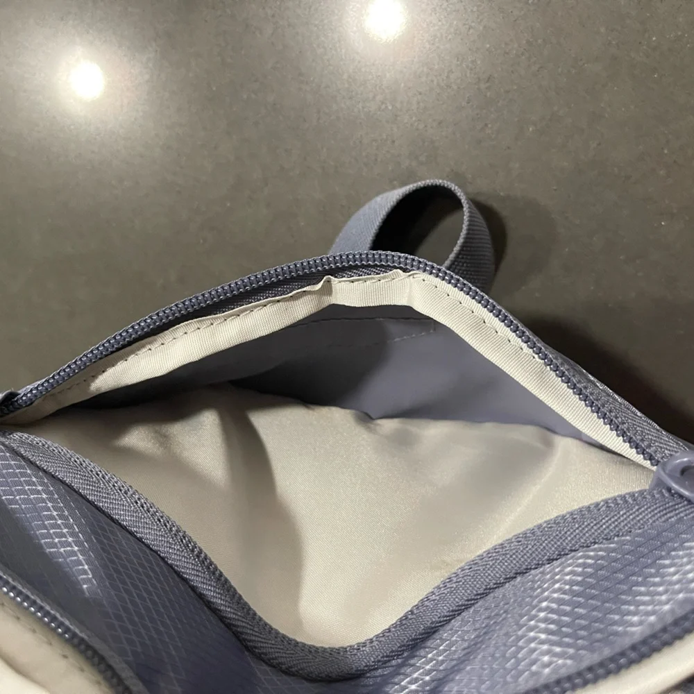 NWOT FANNY PACK/BELT BAG BY OUTDOOR PRODUCTS. Adjustable to 40”. Gray/Pink. - Picture 5 of 10